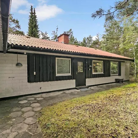 Holiday home 2504-nexo-jomfrustien-10